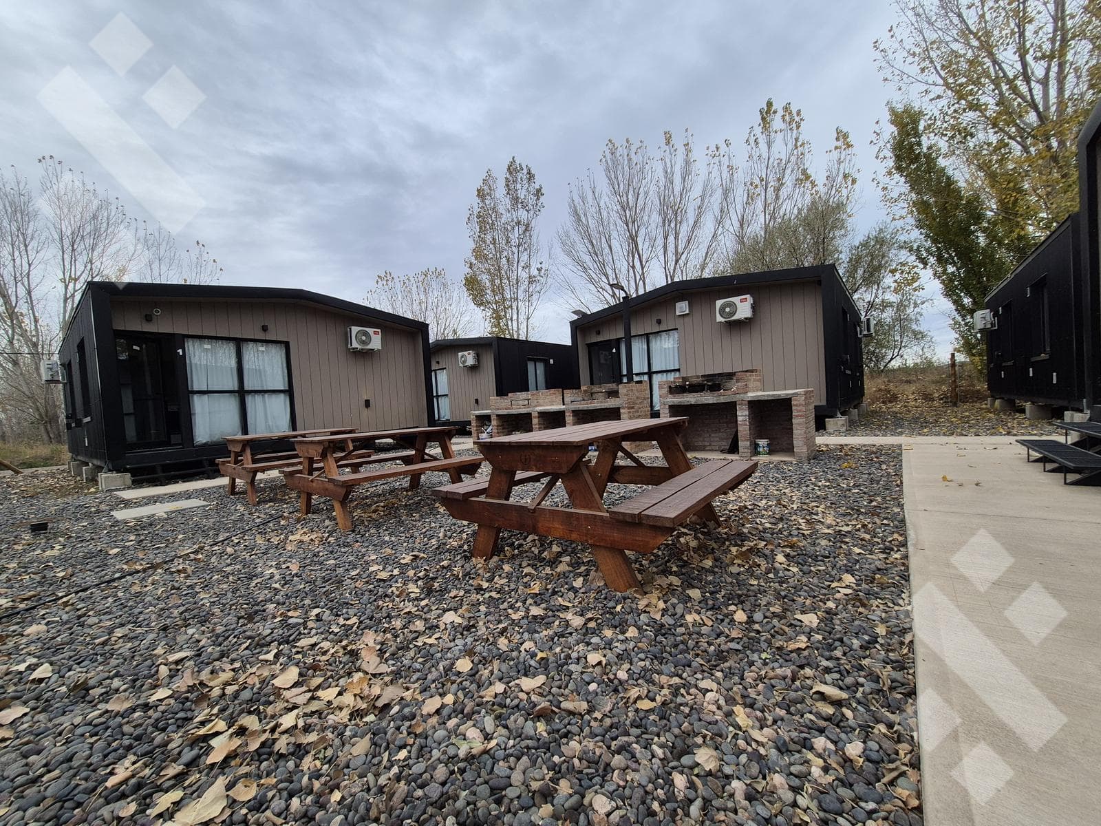 FOR SALE: 5-MODULE COMPLEX, NORDICA I - LA FORESTADA NEIGHBORHOOD, AÑELO