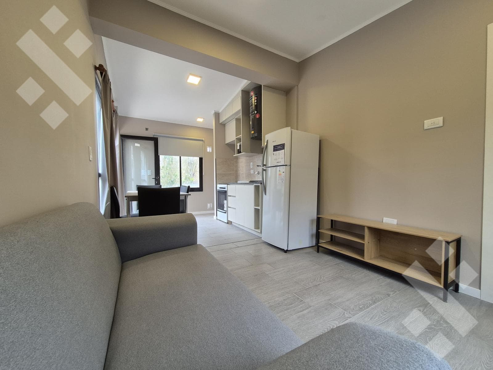 FOR SALE: 5-MODULE COMPLEX, NORDICA I - LA FORESTADA NEIGHBORHOOD, AÑELO