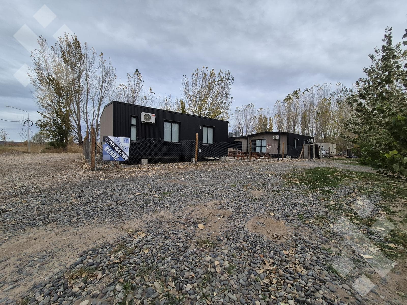 FOR SALE: 5-MODULE COMPLEX, NORDICA I - LA FORESTADA NEIGHBORHOOD, AÑELO