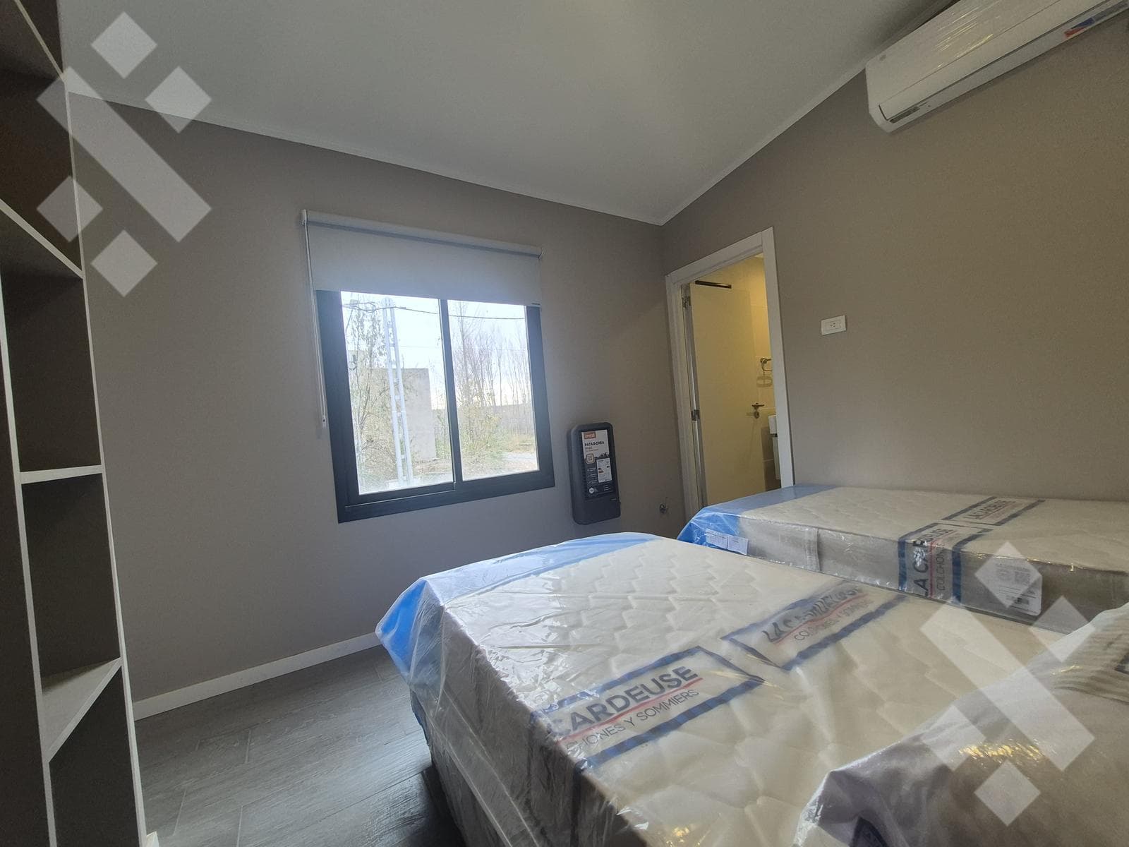 FOR SALE: 5-MODULE COMPLEX, NORDICA I - LA FORESTADA NEIGHBORHOOD, AÑELO