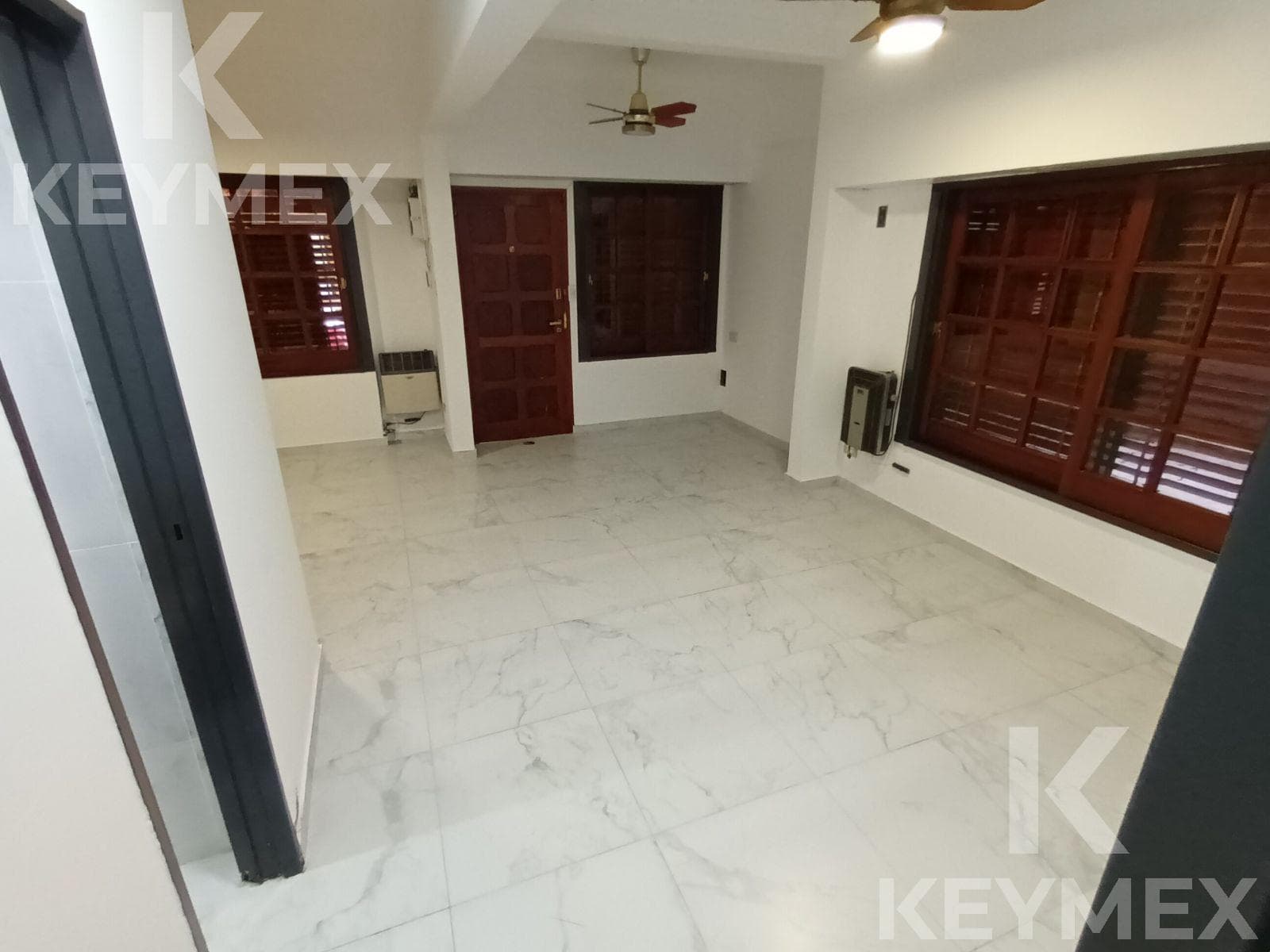 House for sale: 5 bedrooms, garage, Parque San Martin neighborhood, La Plata