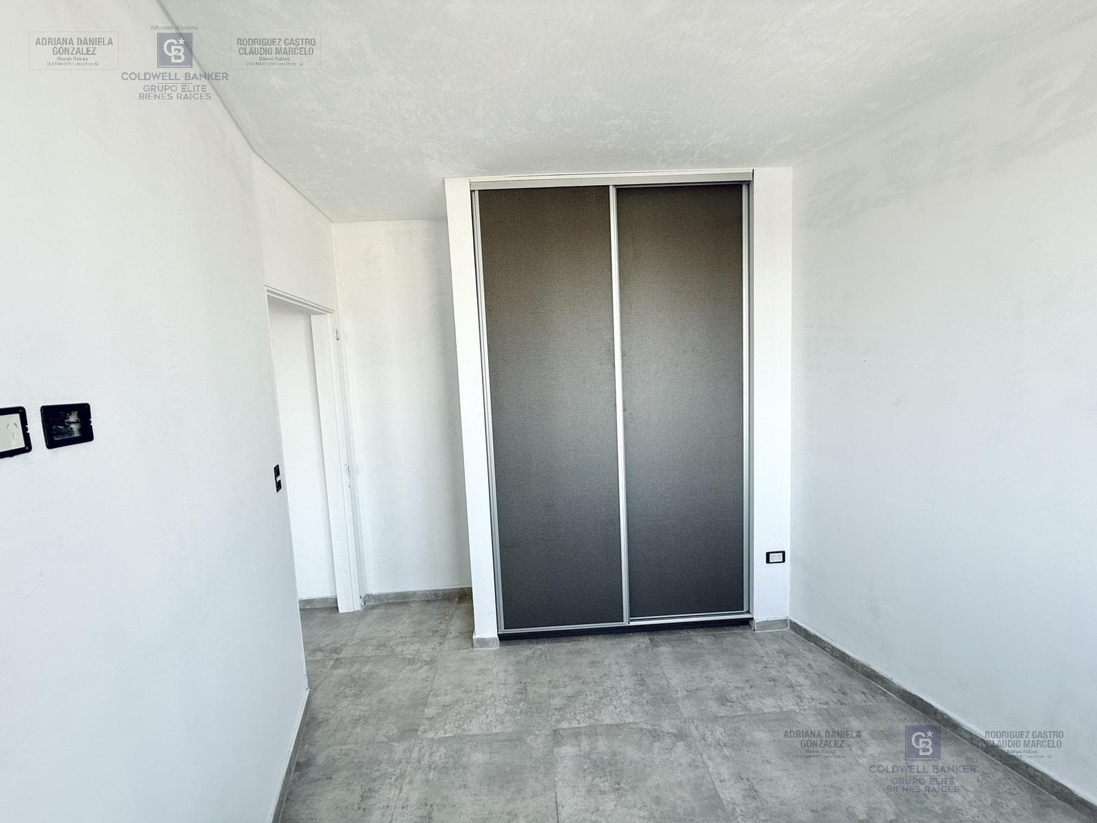 Apartment for Sale: 2 Bedrooms, 6th Floor