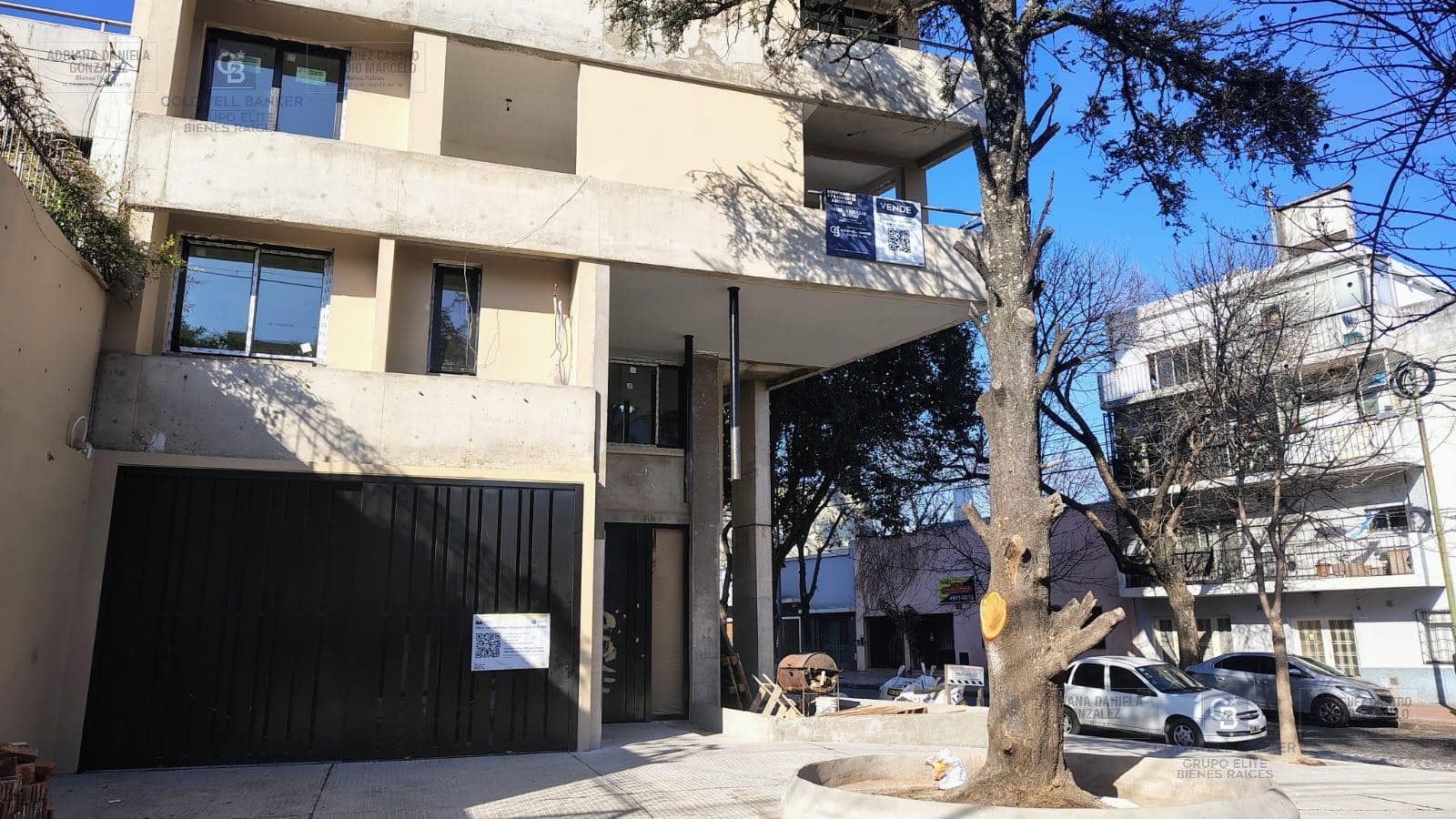 Apartment for Sale: 2 Bedrooms, 6th Floor