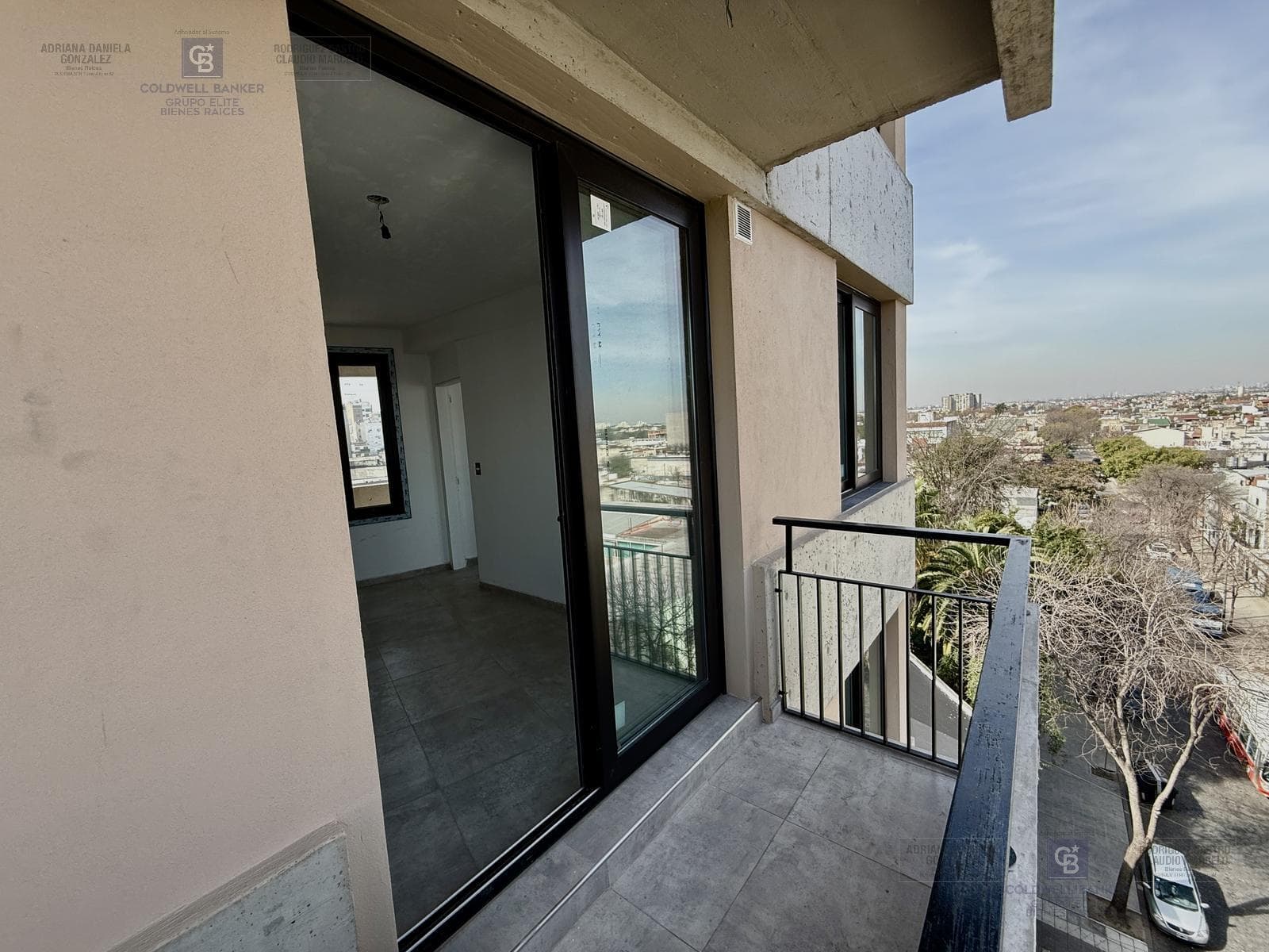 Apartment for Sale: 2 Bedrooms, 6th Floor