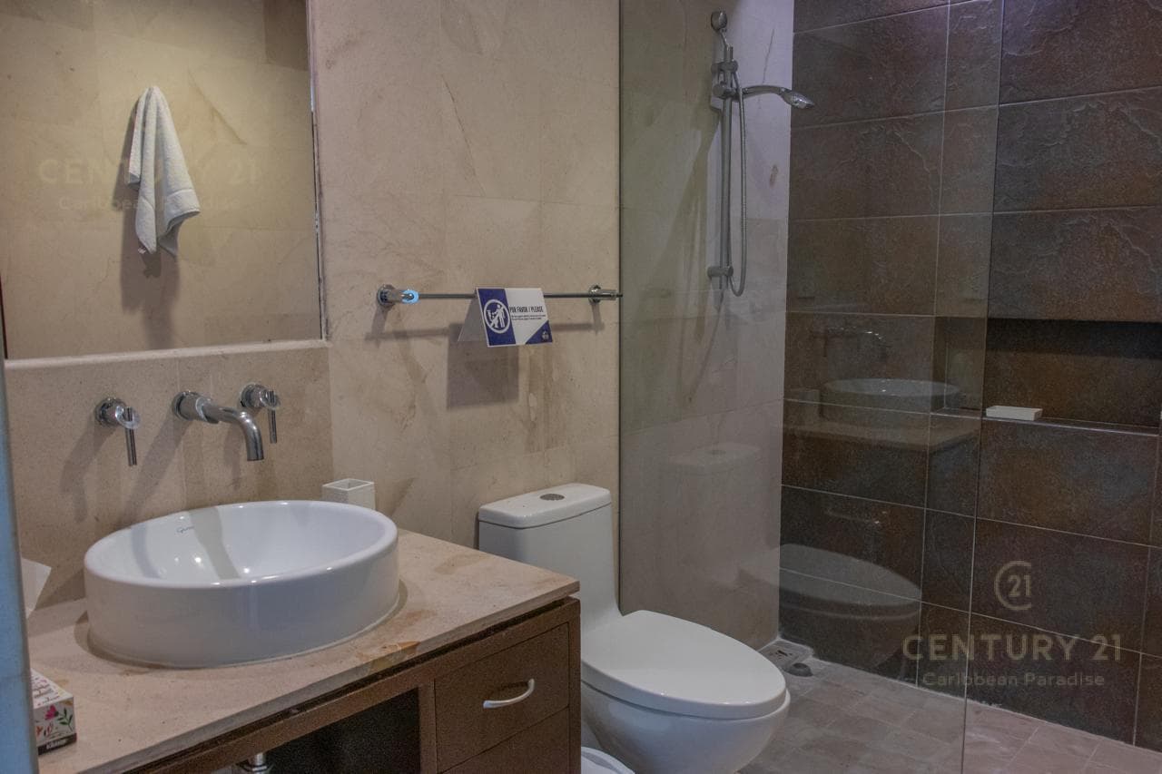 Departamento 3 Recamaras en Venta Via 38 Playa del Carmen | Rooftop Privado Cerca del Mar | P4427