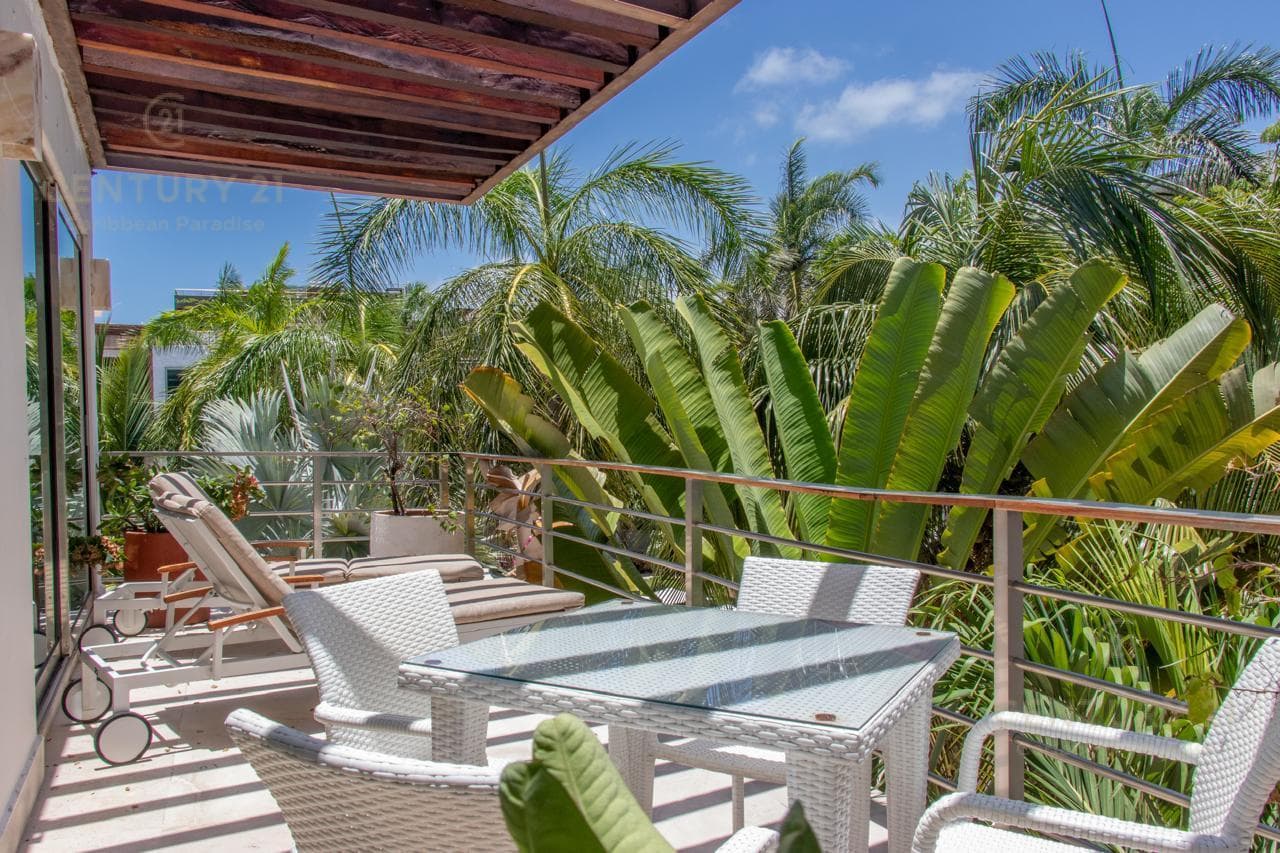 Departamento 3 Recamaras en Venta Via 38 Playa del Carmen | Rooftop Privado Cerca del Mar | P4427