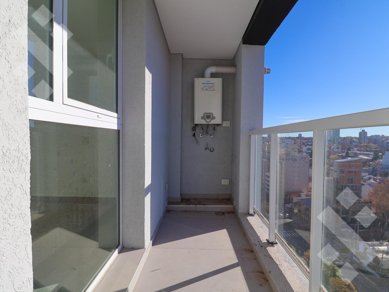 2-Bedroom Apartment for Sale in the Centro Este Neighborhood