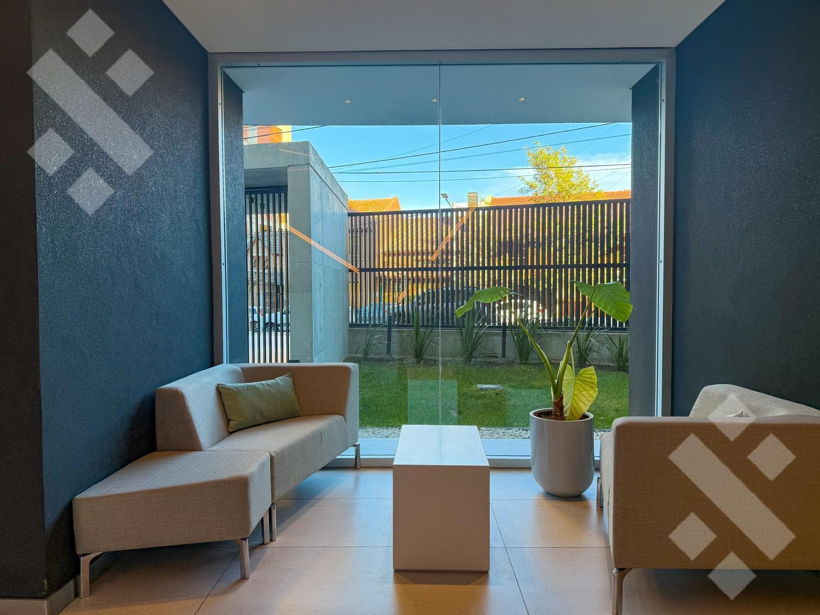 2-Bedroom Apartment for Sale in the Centro Este Neighborhood