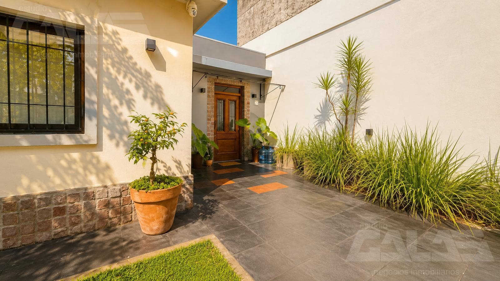 House in Merlo Sur