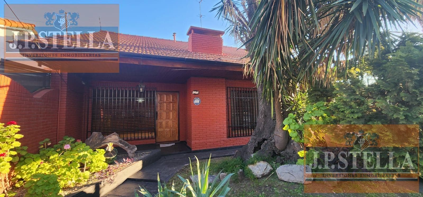 Chalet 3 ambientes c/ garaje y pileta - 100 m² Edificados - San Justo