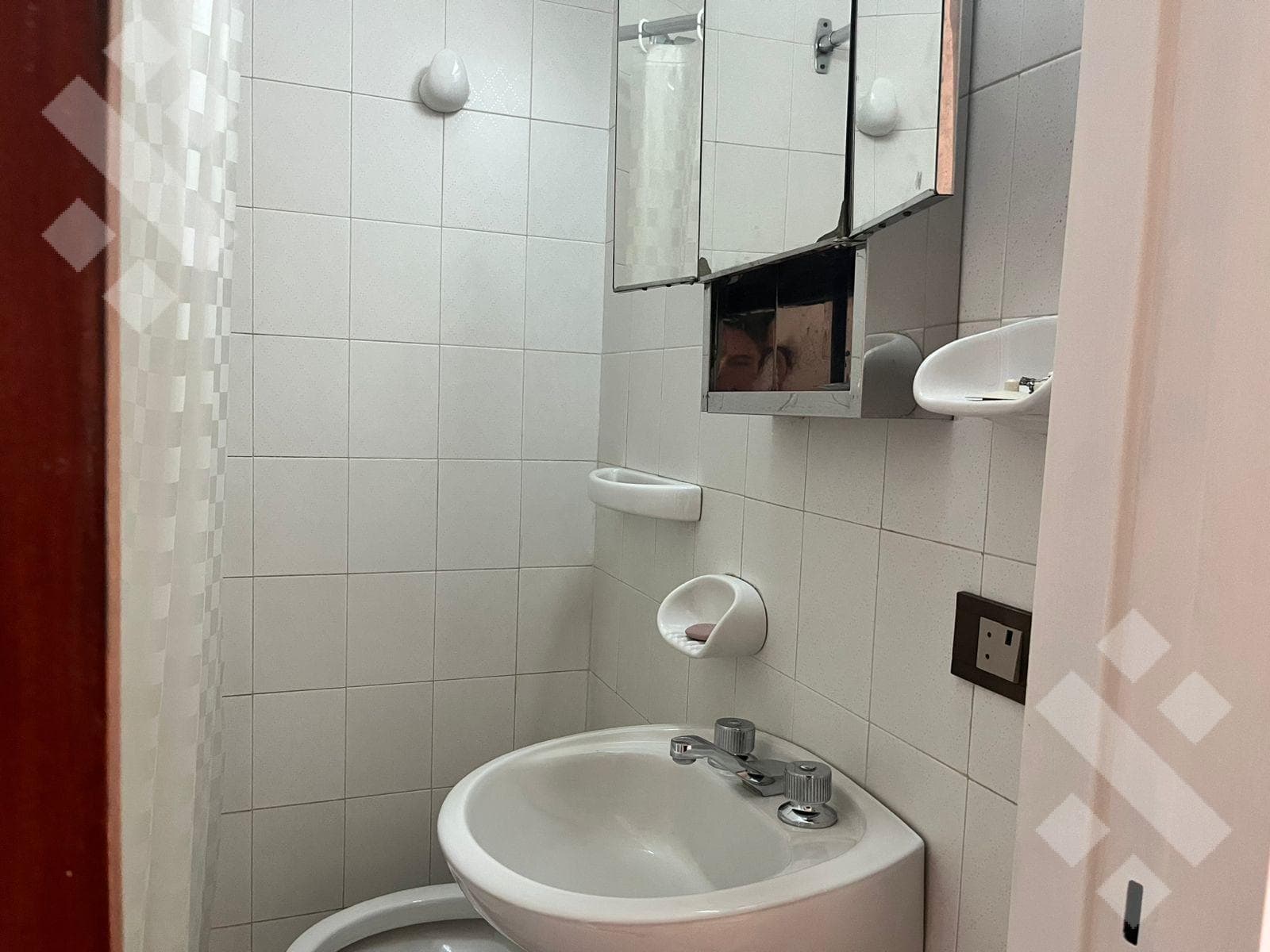 4-BEDROOM HOUSE FOR SALE IN EAST CENTRAL NEUQUÉN—MORTGAGE AVAILABLE
