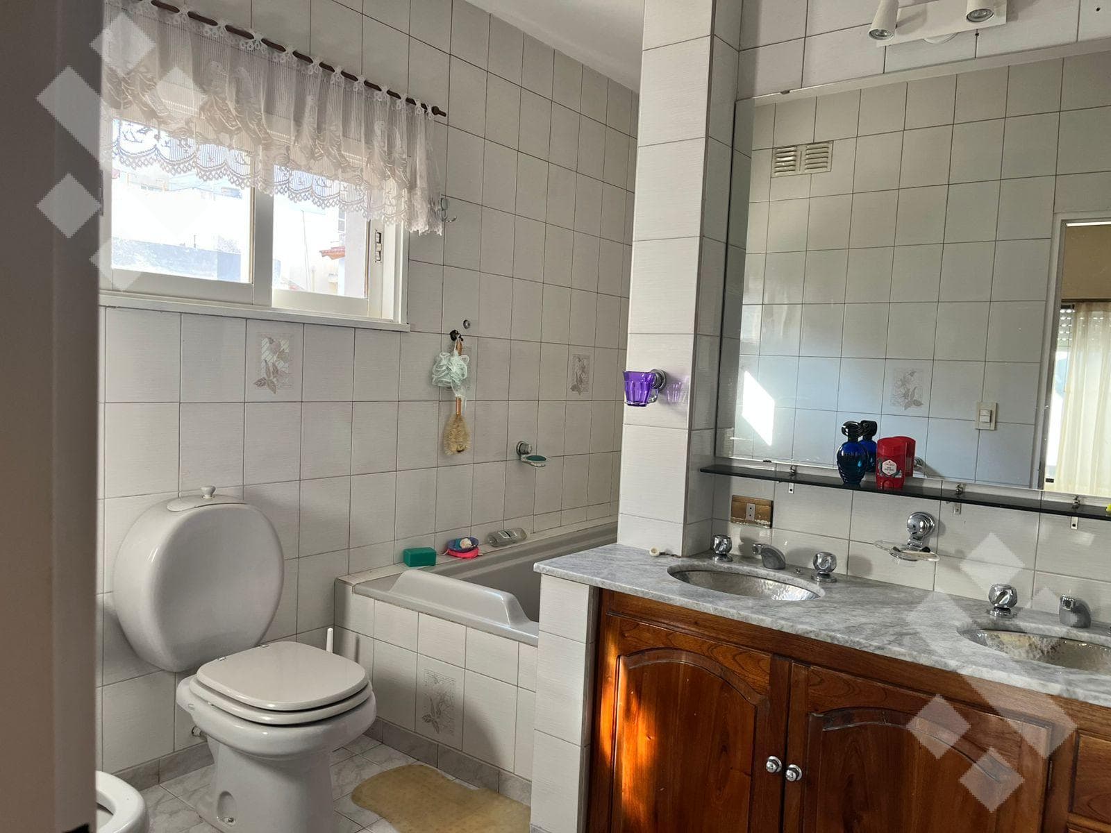 4-BEDROOM HOUSE FOR SALE IN EAST CENTRAL NEUQUÉN—MORTGAGE AVAILABLE