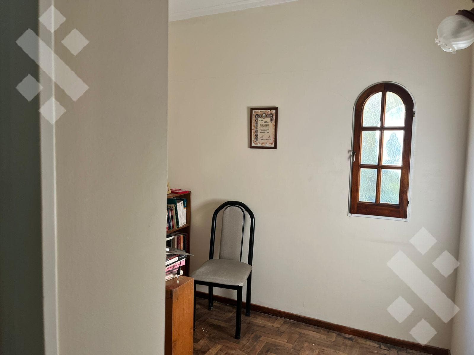 4-BEDROOM HOUSE FOR SALE IN EAST CENTRAL NEUQUÉN—MORTGAGE AVAILABLE