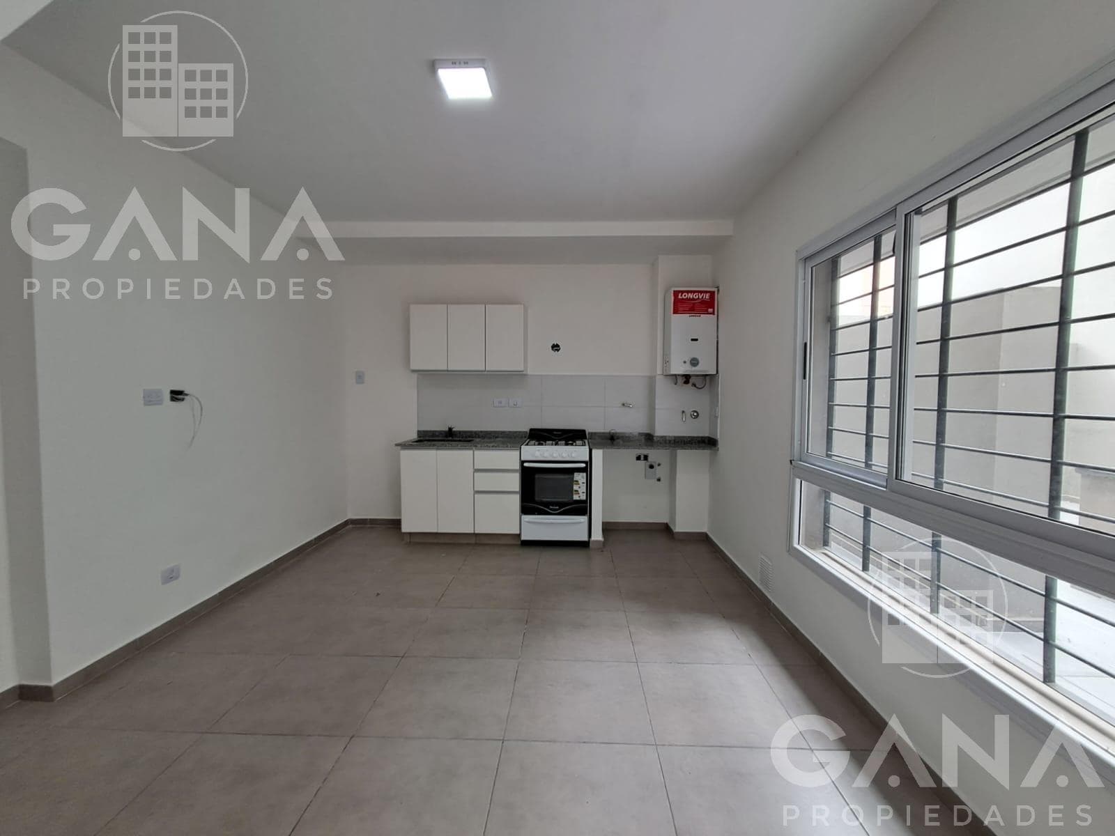 FOR SALE: 1-Bedroom Apartment in the Echesortu Neighborhood with a Private Terrace. GREAT OPPORTUNITY