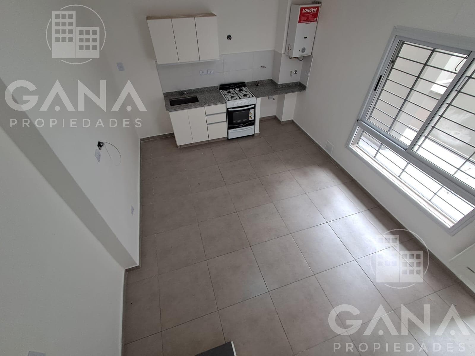 FOR SALE: 1-Bedroom Apartment in the Echesortu Neighborhood with a Private Terrace. GREAT OPPORTUNITY