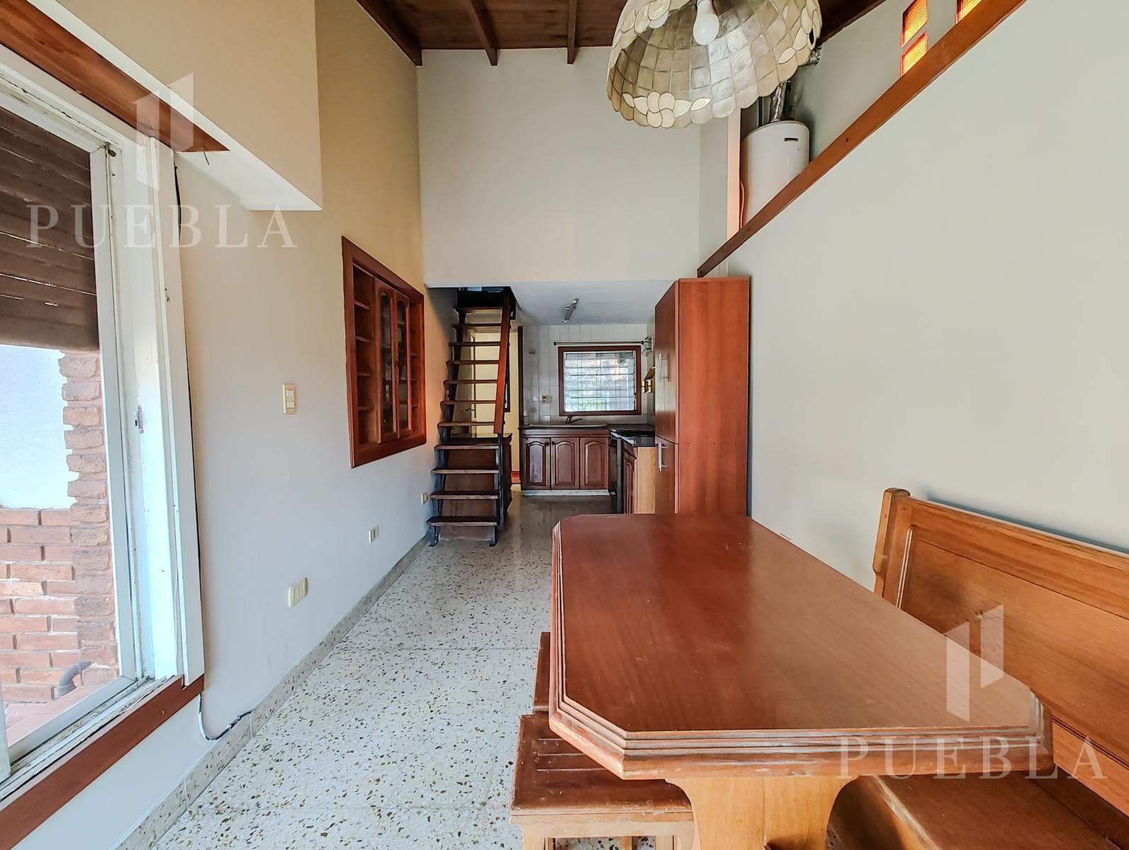 4-ROOM HOUSE FOR SALE WITH HEATED POOL AND BARBECUE AREA IN RANELAGH'S BEST RESIDENTIAL NEIGHBORHOOD