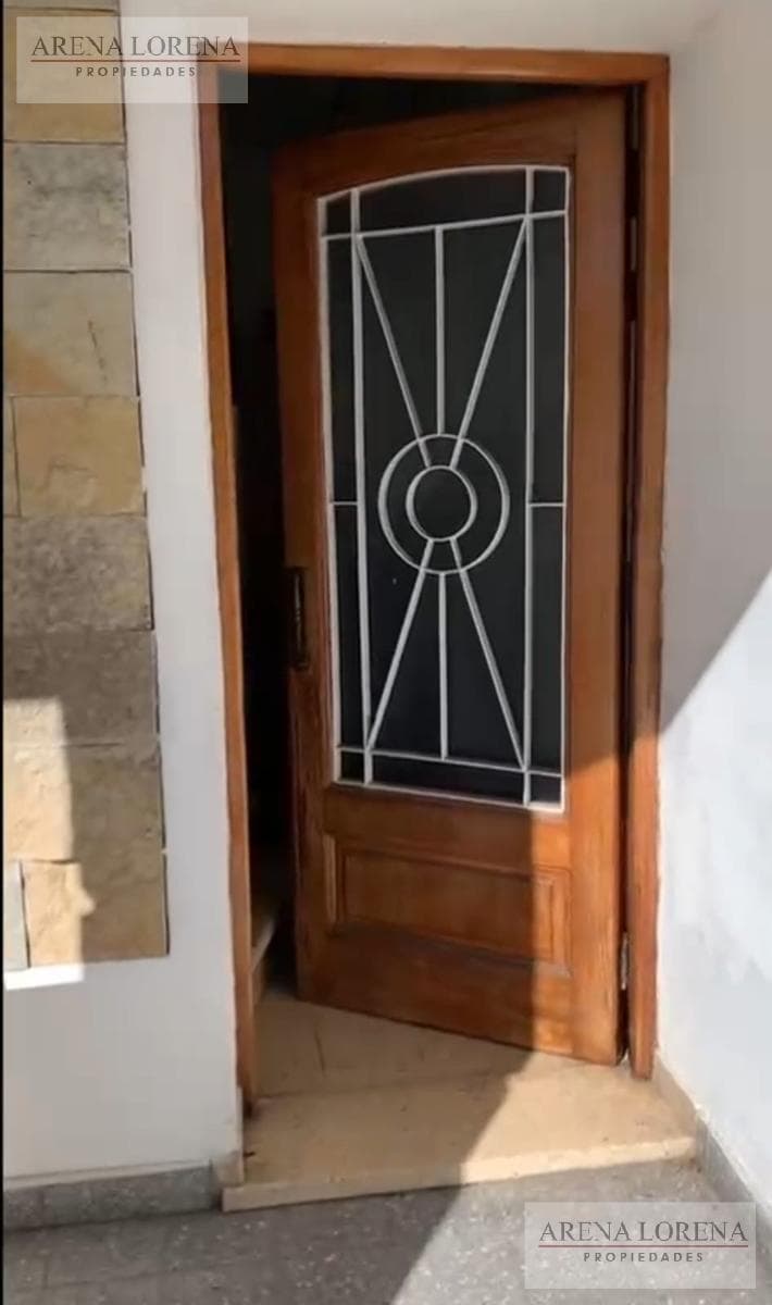 6-Room House for Sale in Ituzaingó Norte