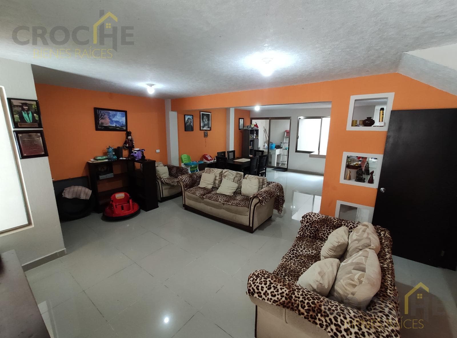 House for Sale on Priv. Carlos R. Smith, Banderilla, Ver