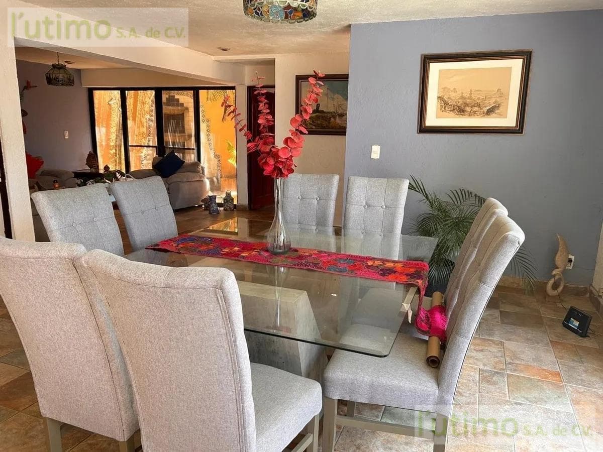 HOUSE IN A CONDOMINIUM IN THE REFORMA NEIGHBORHOOD OF CUERNAVACA