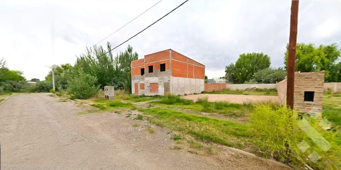 FOR SALE: 2 DUPLEXES IN A CONDOMINIUM, TO BE COMPLETED. Los Frutales Neighborhood, Plottier / $90,000