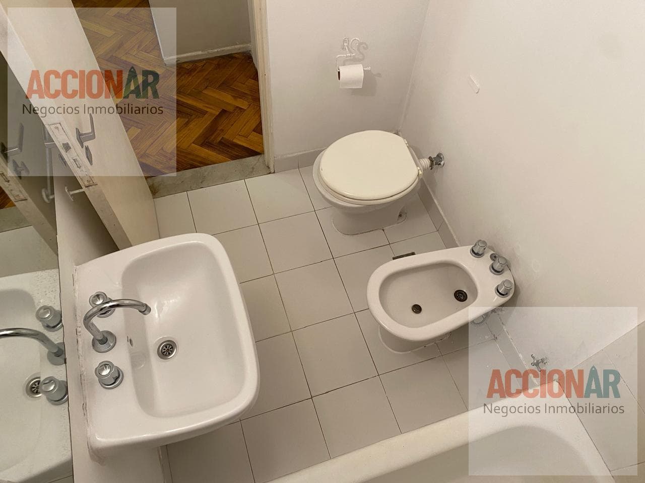 Hospital Alemán, Recoleta, Ideal Office Space, spacious 2-room unit.