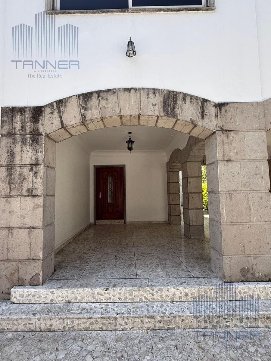 COMMERCIAL HOUSE FOR RENT IN LOMAS DE CHAPULTEPEC (L)