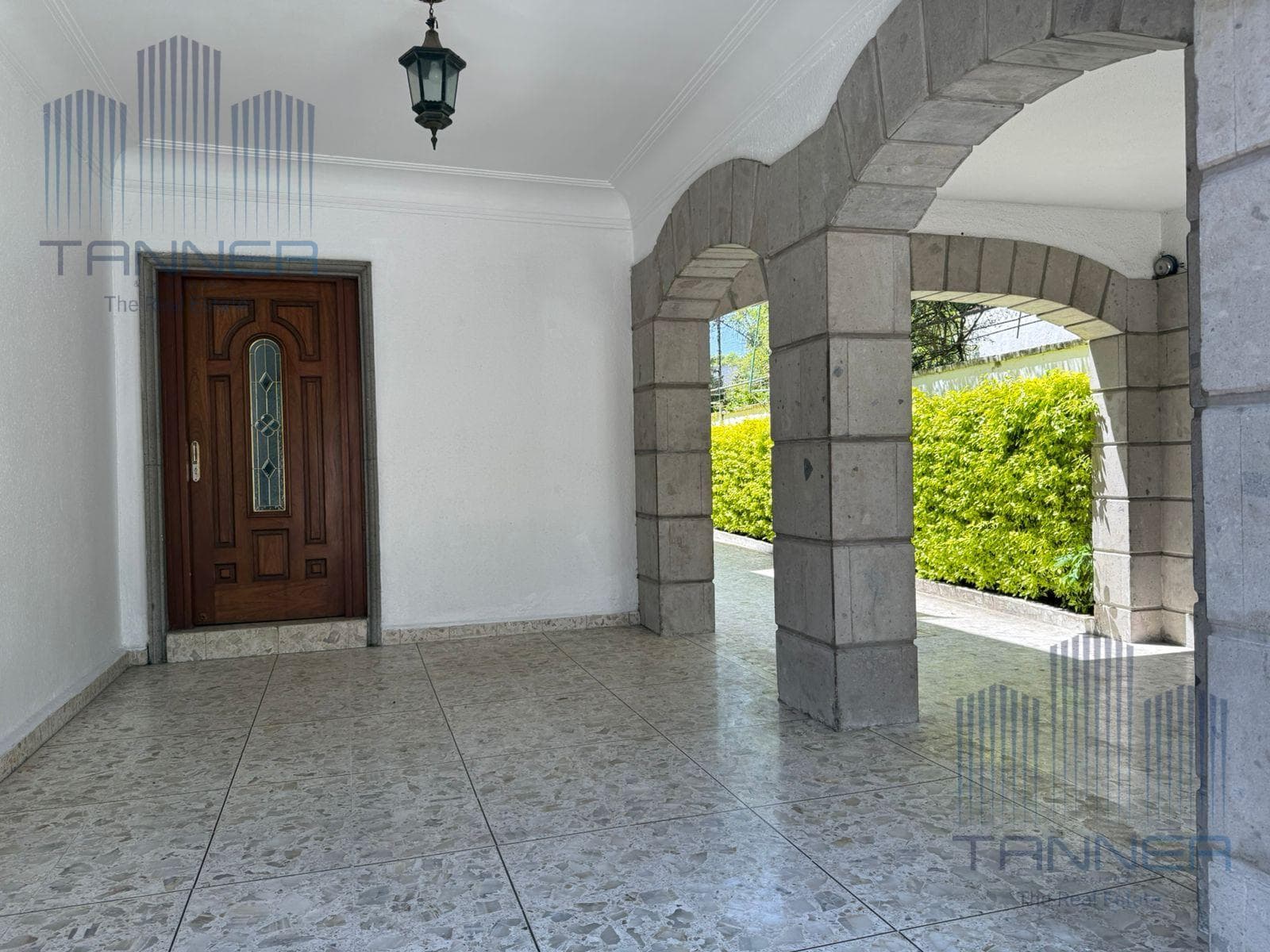 COMMERCIAL HOUSE FOR RENT IN LOMAS DE CHAPULTEPEC (L)
