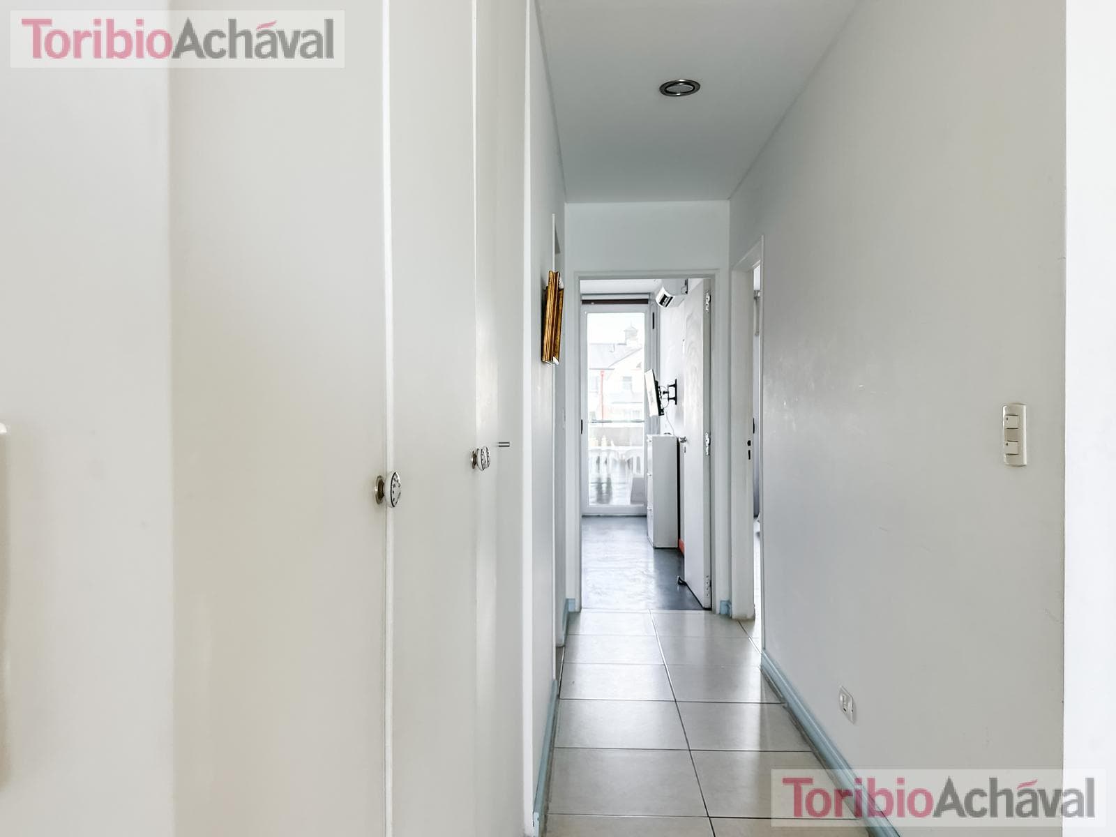 REDUCTION IN PRICE: Praia 4, Portezuelo, Nordelta Praia—For Sale, 3 bedrooms, overlooking Central Lake in Nordelta, with garage