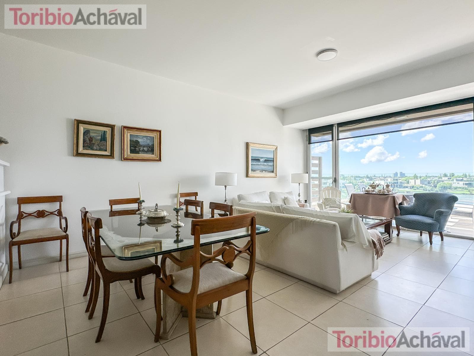 REDUCTION IN PRICE: Praia 4, Portezuelo, Nordelta Praia—For Sale, 3 bedrooms, overlooking Central Lake in Nordelta, with garage