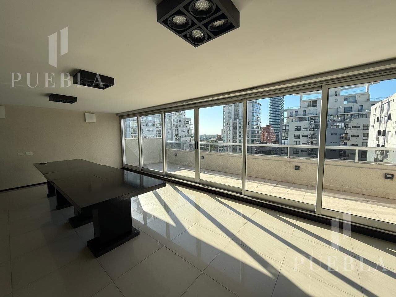 FURNISHED 2-ROOM APARTMENT FOR RENT IN PALERMO CHICO WITH OPTIONAL PARKING SPACE AND AMENITIES