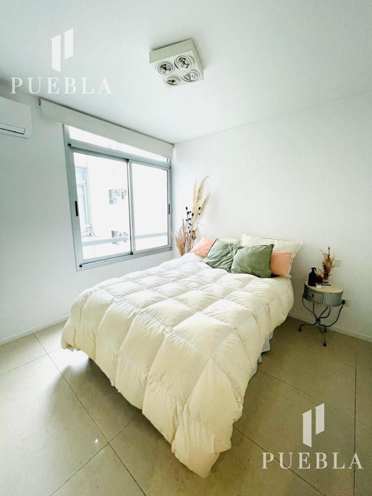 FURNISHED 2-ROOM APARTMENT FOR RENT IN PALERMO CHICO WITH OPTIONAL PARKING SPACE AND AMENITIES