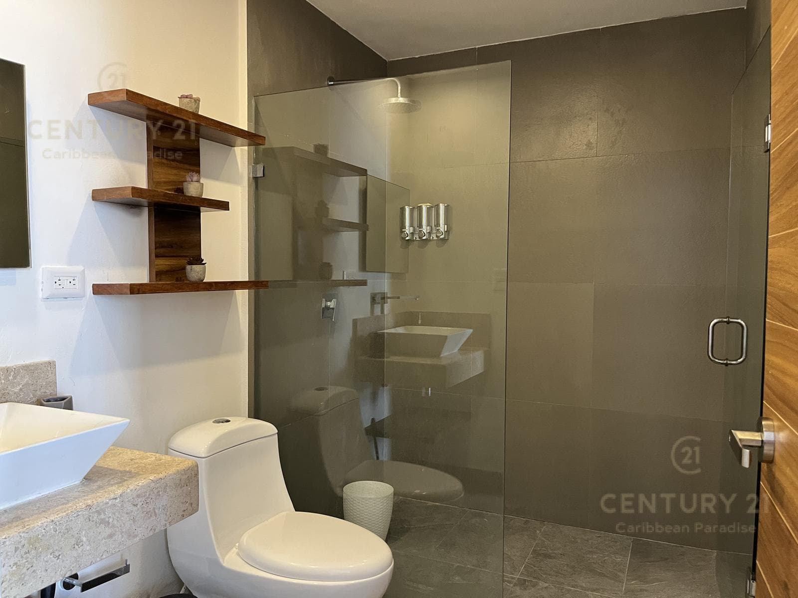 En Venta estudio en Colonia Colosio en av 10 con calle 60 P4432