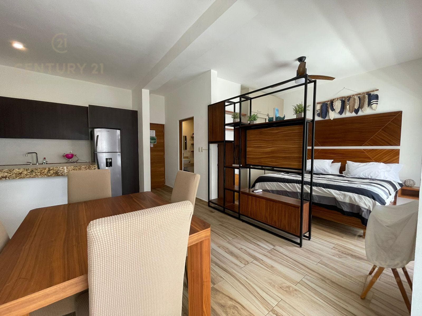 Studio apartment for sale in Colonia Colosio at Av. 10 and Calle 60, P4432