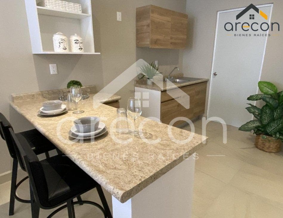 Apartments with an elevator located halfway along the Tampico-Mante Highway, with easy access to public transportation