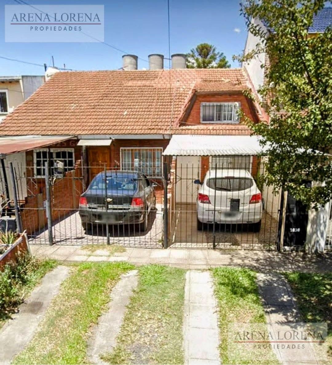 3-Bedroom Duplex for Sale in Ituzaingó Norte
