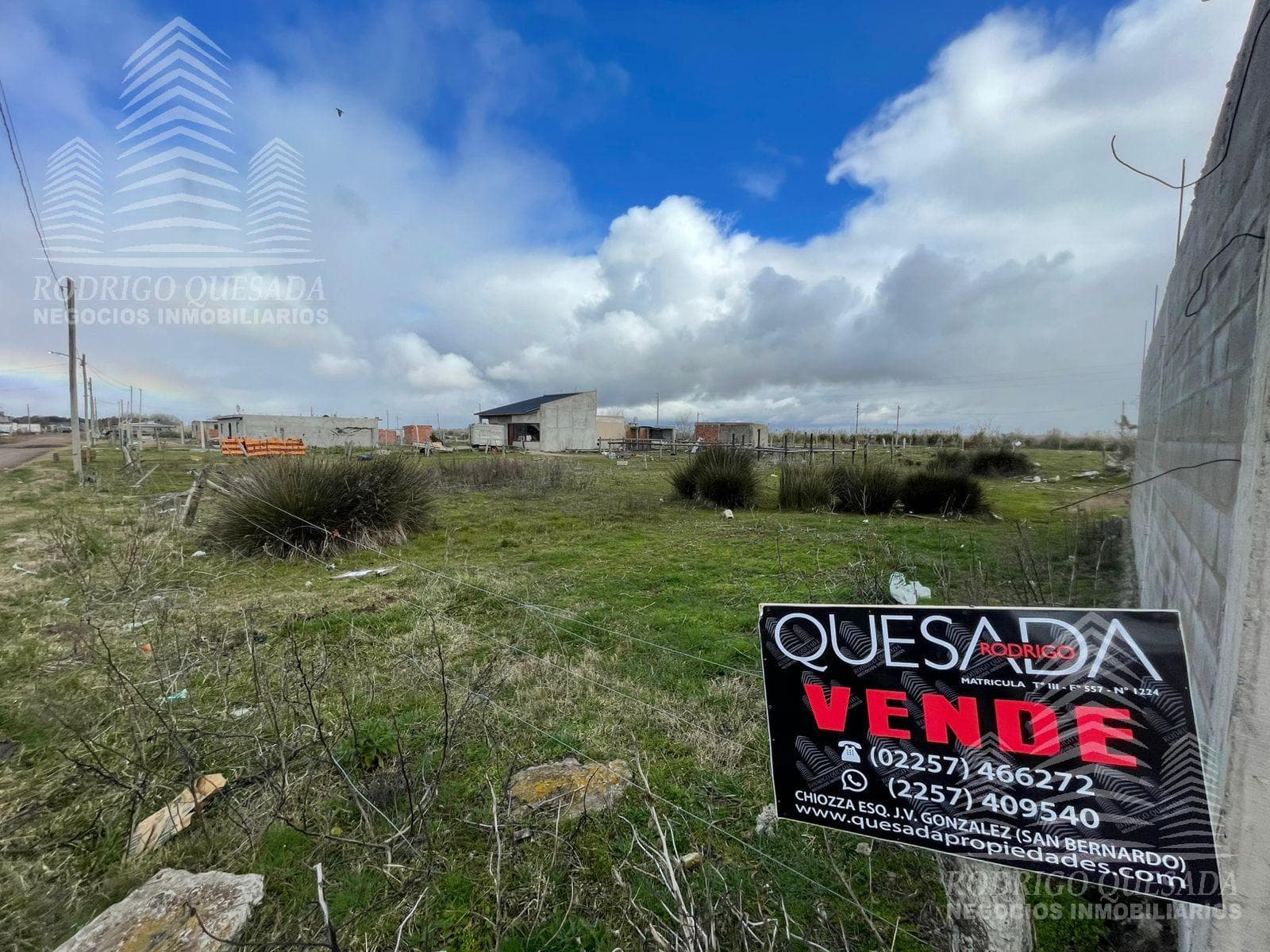 Spacious lot in a prime location!