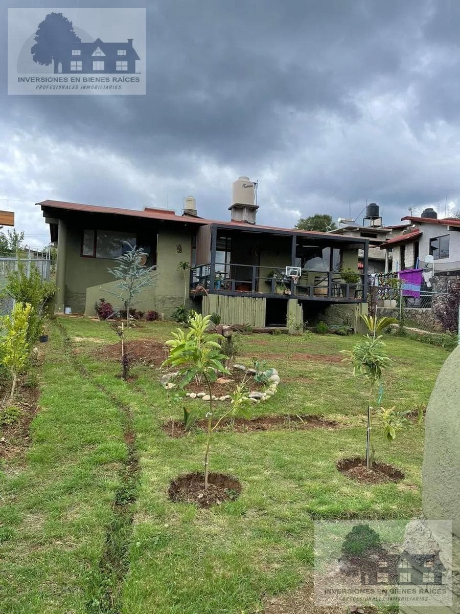 House for Sale in Acatitlán, Valle de Bravo