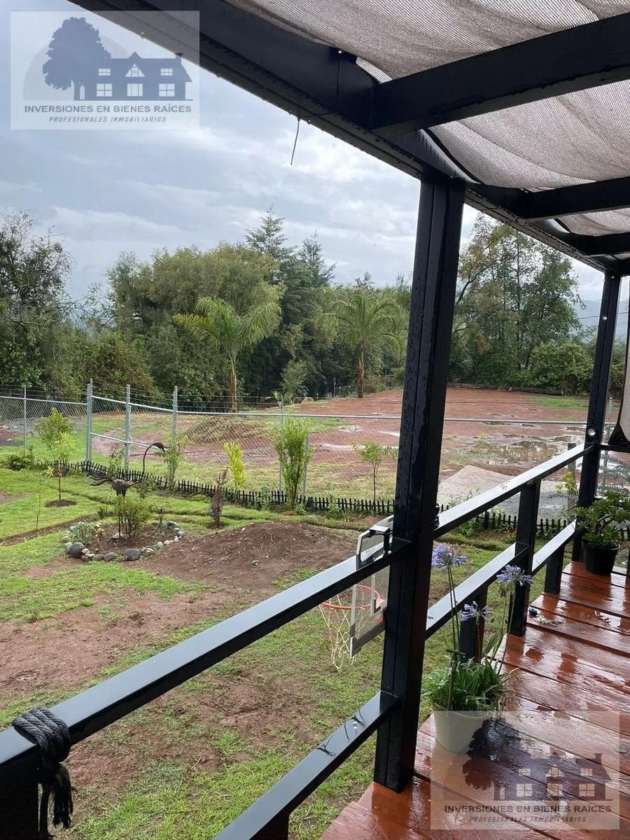 House for Sale in Acatitlán, Valle de Bravo