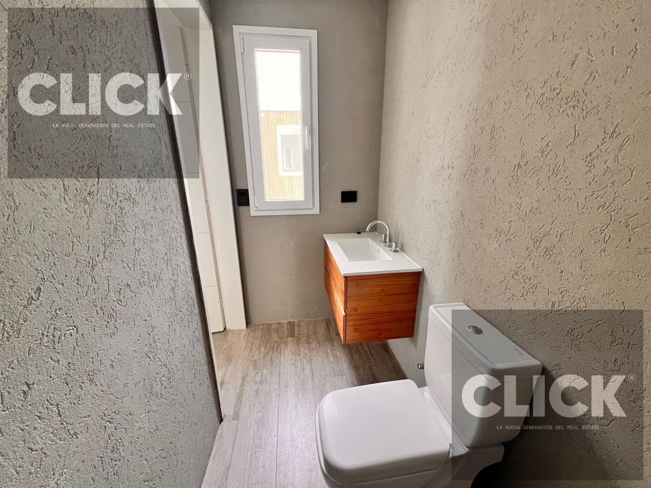 For Sale - Almendro House, 5 Rooms - Brand-New - Santa Ana Gated Community - Villanueva - Tigre