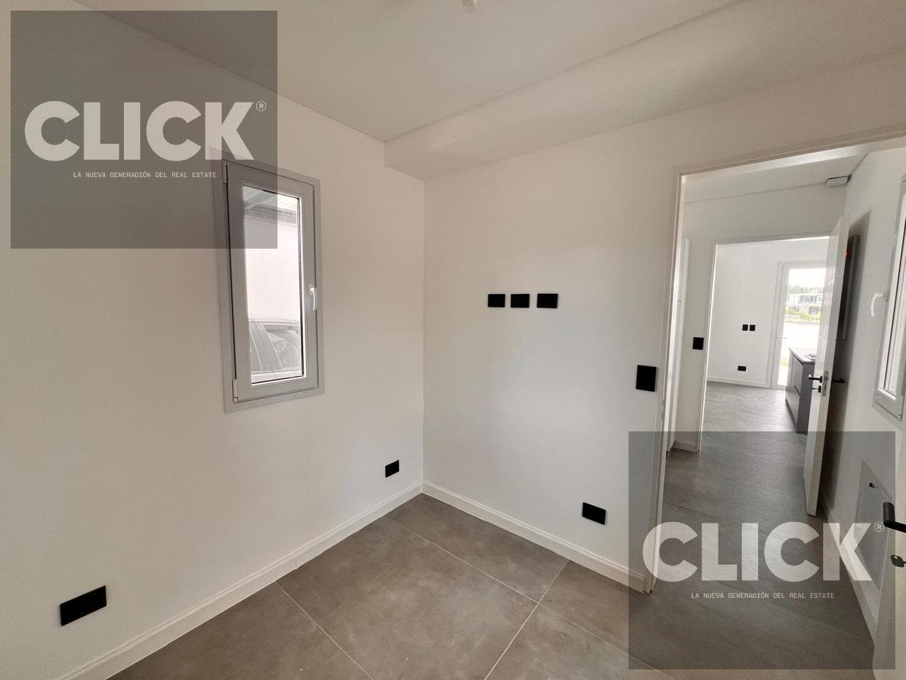 For Sale - Almendro House, 5 Rooms - Brand-New - Santa Ana Gated Community - Villanueva - Tigre