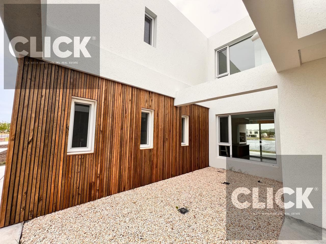 For Sale - Almendro House, 5 Rooms - Brand-New - Santa Ana Gated Community - Villanueva - Tigre