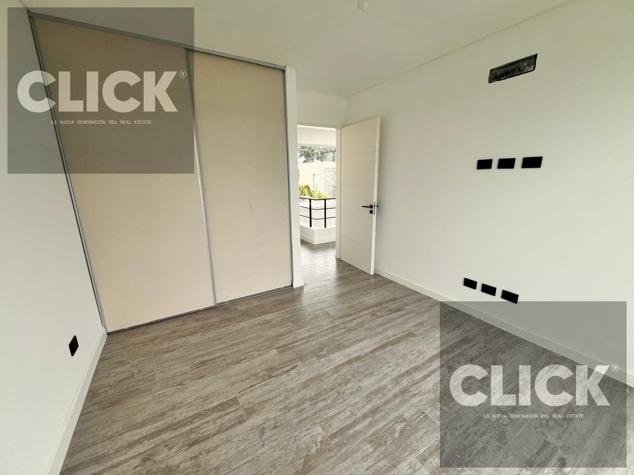 For Sale - Almendro House, 5 Rooms - Brand-New - Santa Ana Gated Community - Villanueva - Tigre