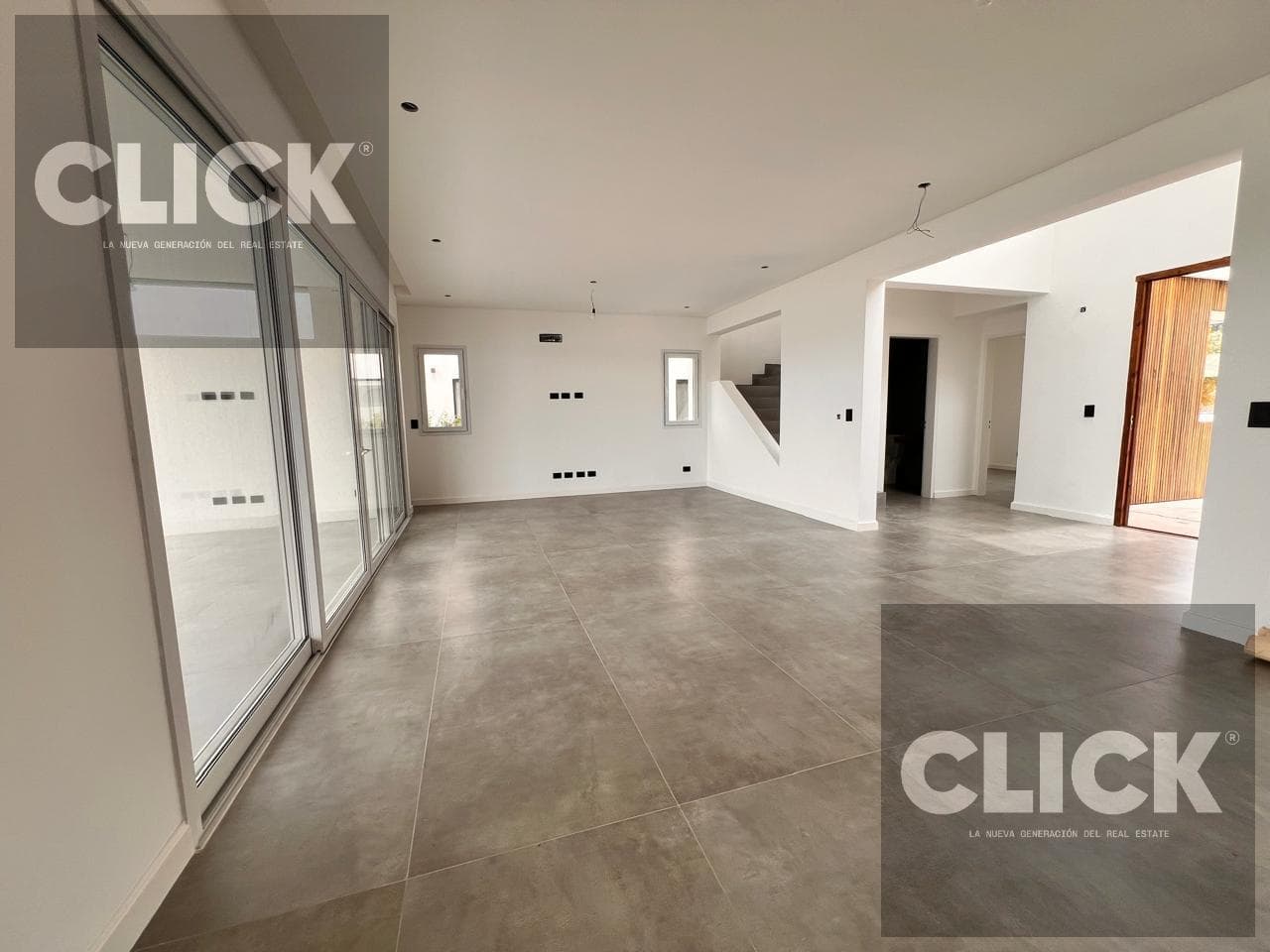 For Sale - Almendro House, 5 Rooms - Brand-New - Santa Ana Gated Community - Villanueva - Tigre