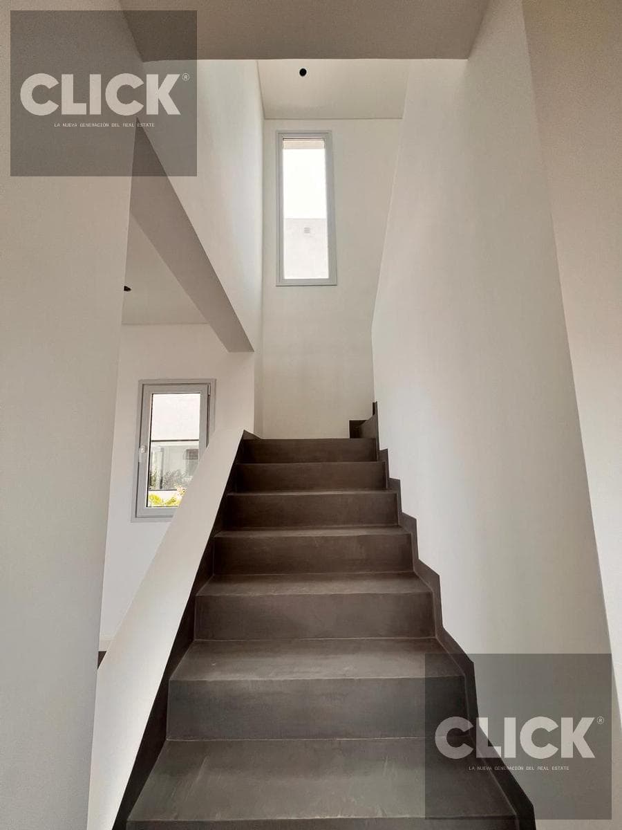 For Sale - Almendro House, 5 Rooms - Brand-New - Santa Ana Gated Community - Villanueva - Tigre