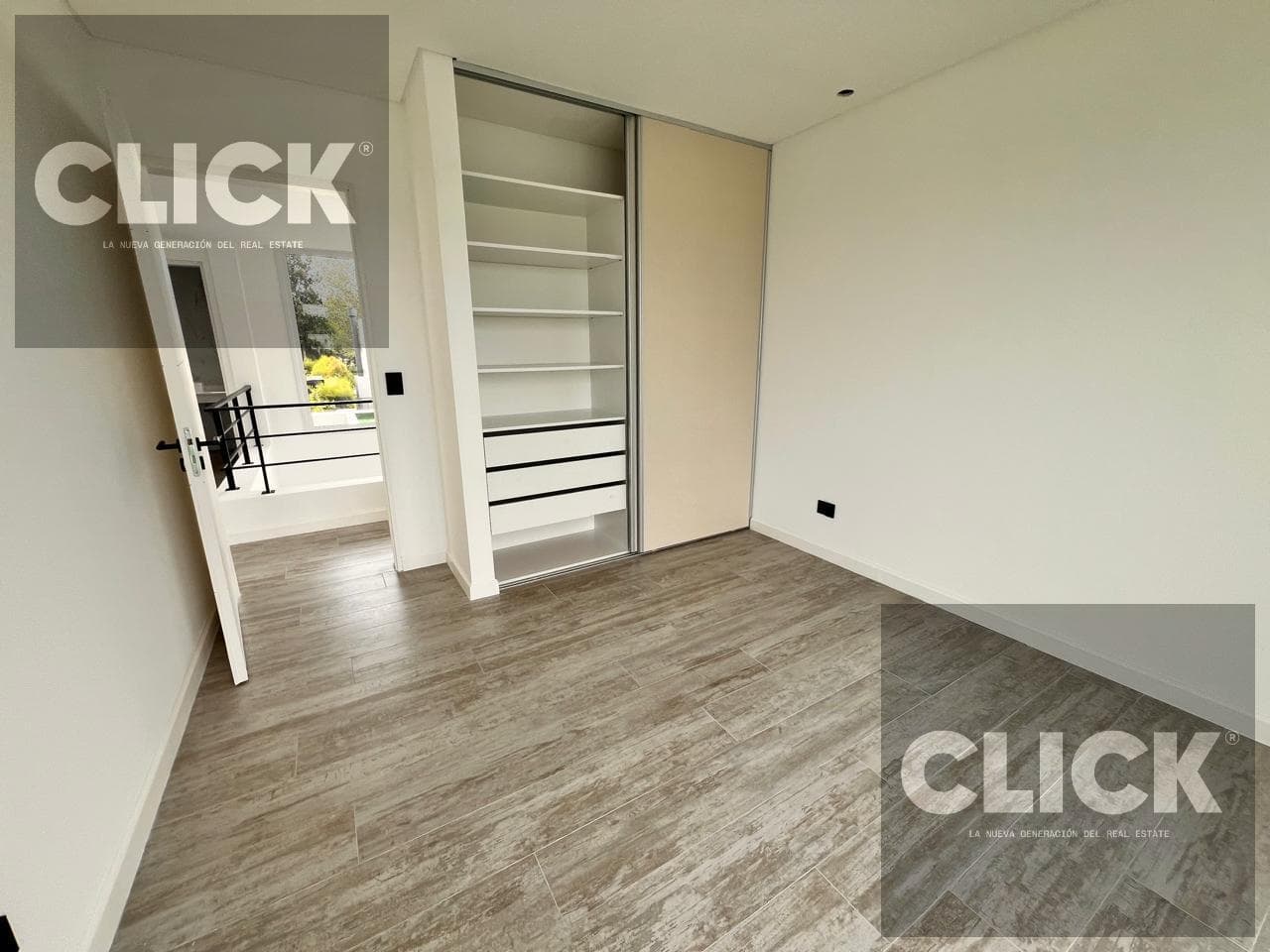 For Sale - Almendro House, 5 Rooms - Brand-New - Santa Ana Gated Community - Villanueva - Tigre
