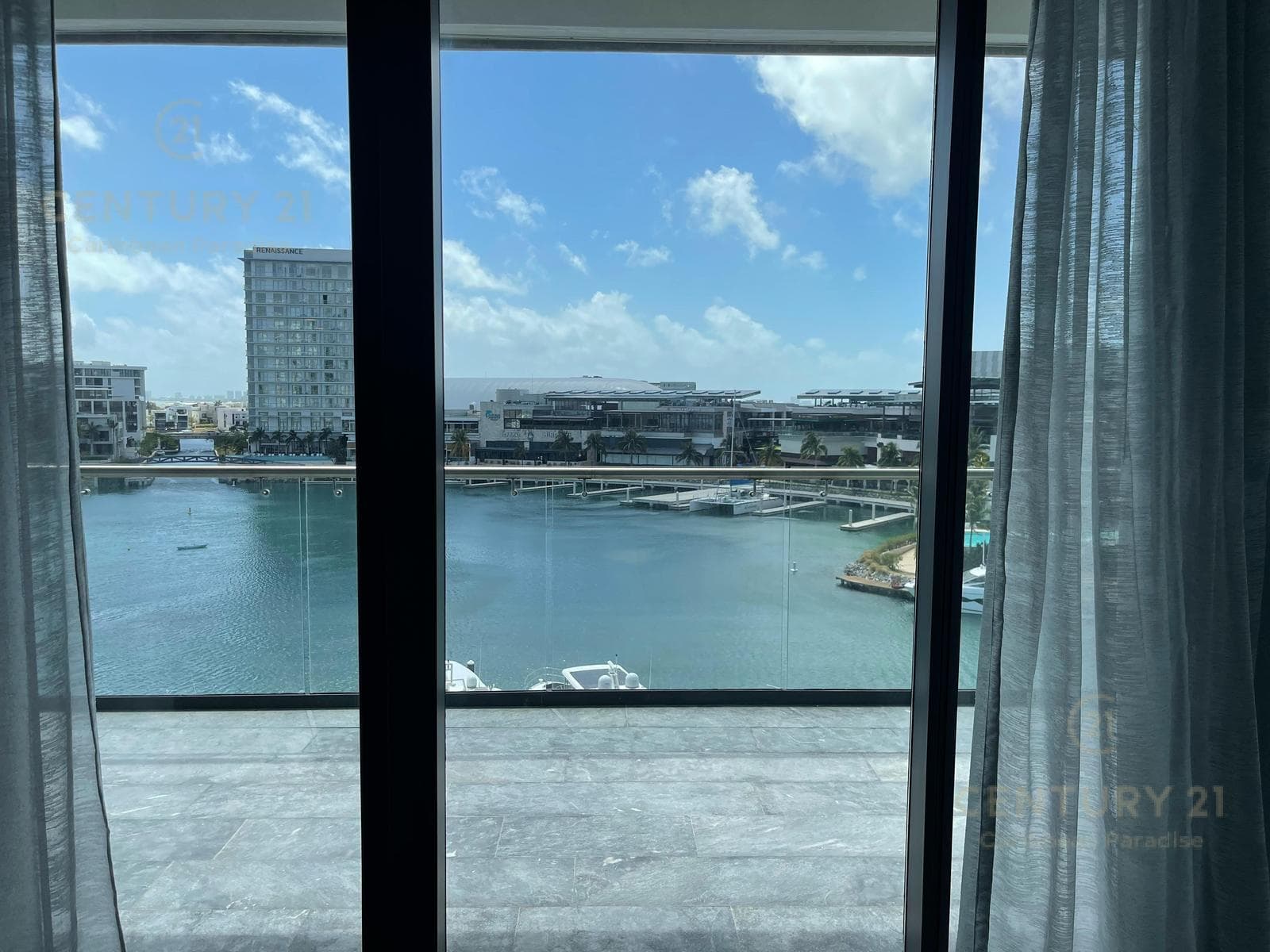 Departamento 2 Recamaras en Venta | Shark Tower Cancun | C4073