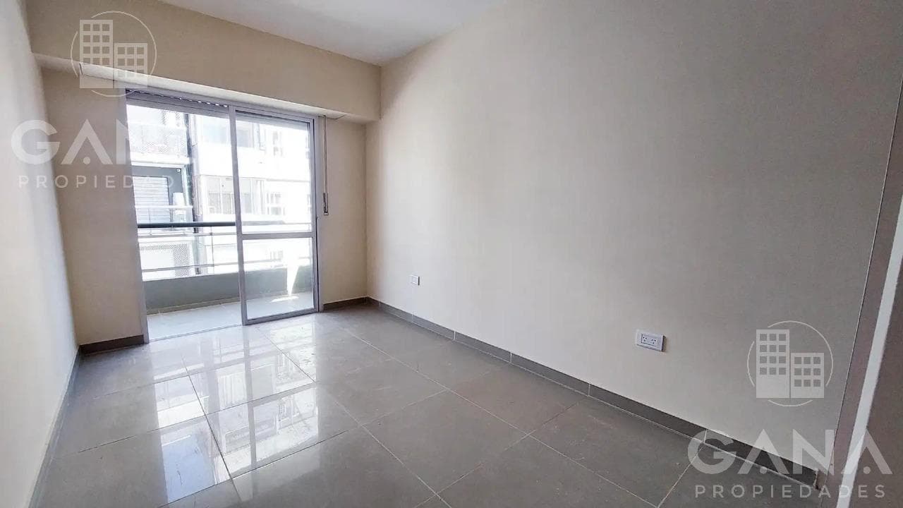 1-Bedroom Apartment for Sale in Martin with a Balcony