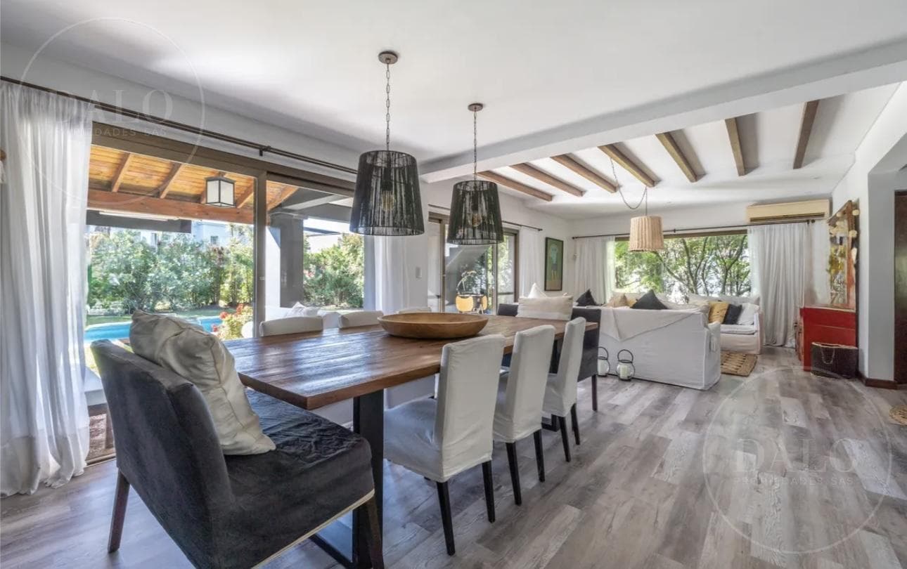 House for Sale in the La Alameda Neighborhood, Nordelta
