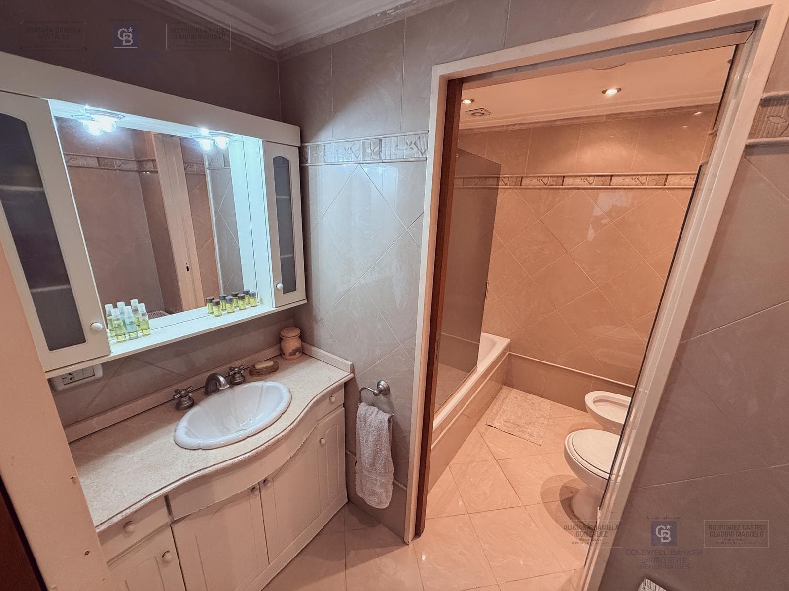House for Sale: 5 Rooms, Park and Pool, Boca Raton, Pilar, North Zone