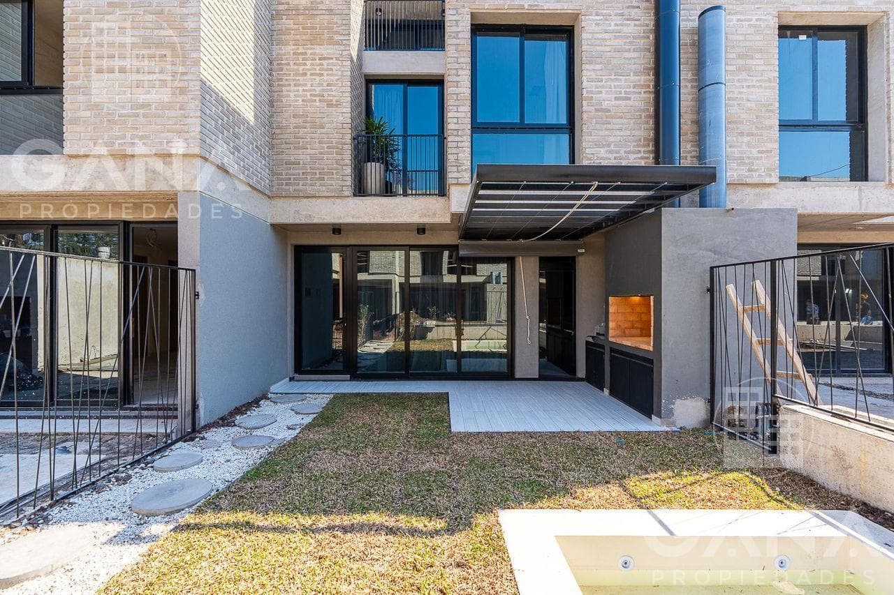 Premium 1-, 2-, and 3-Bedroom Homes with an Exclusive Pool